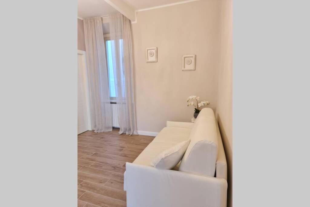 Maison Marina_Pavia San Michele Centro Storico מראה חיצוני תמונה